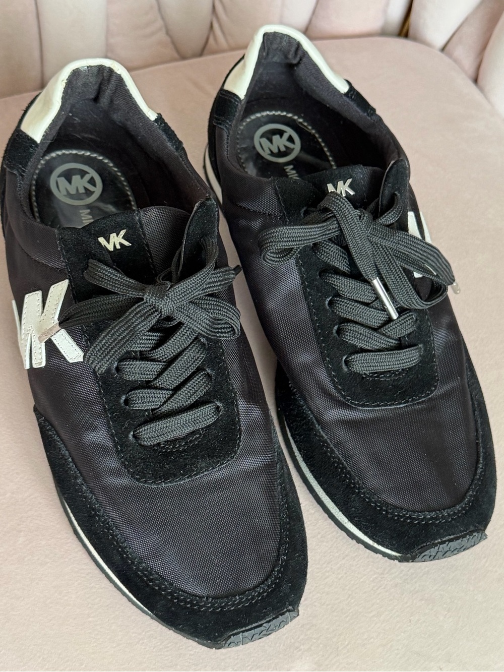 ⭐️FREE SHIPPING⭐️ MICHAEL KORS Stanton Trainer Sneakers in Black Sz 7.5